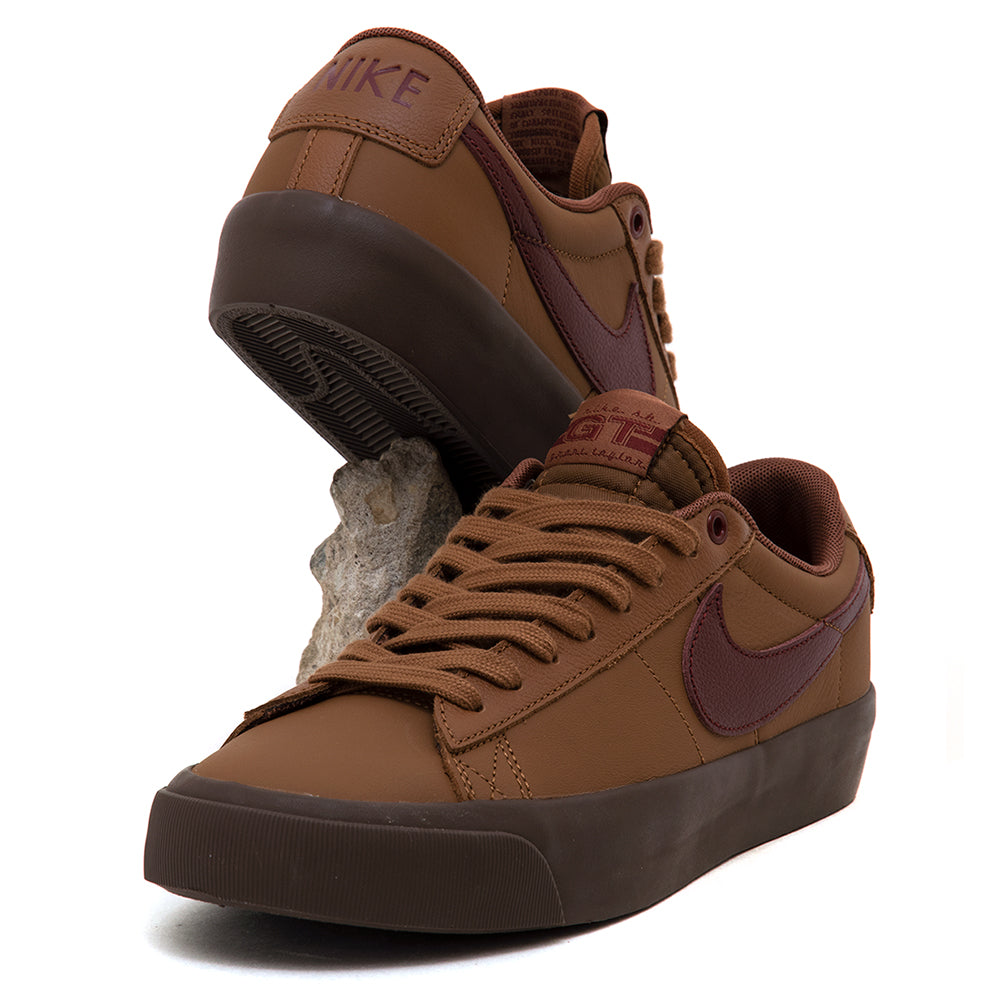 Blazer Low Pro GT (Lt. British Tan / Team Red) (S)