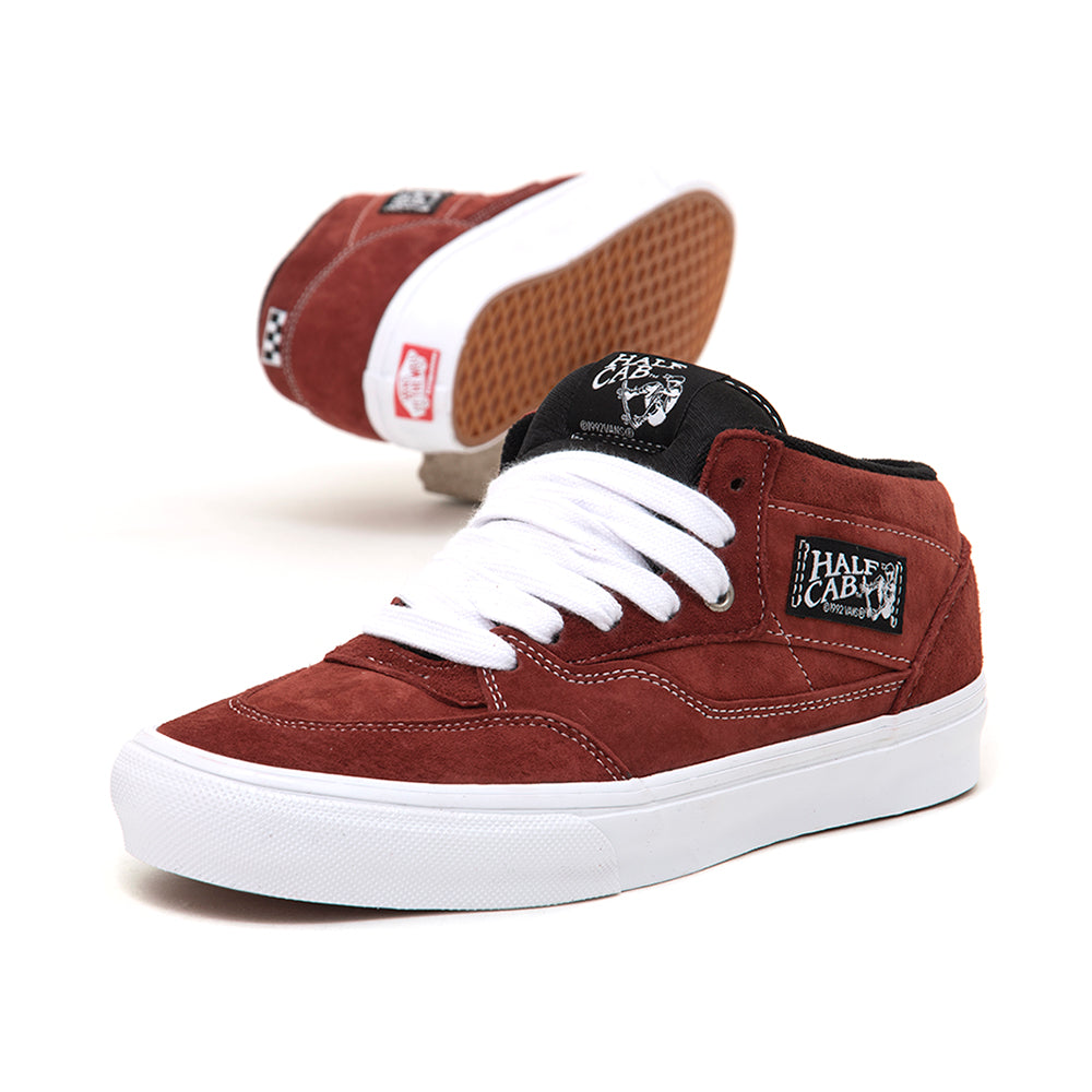 Skate Half Cab (Pig Suede) Brick VBU