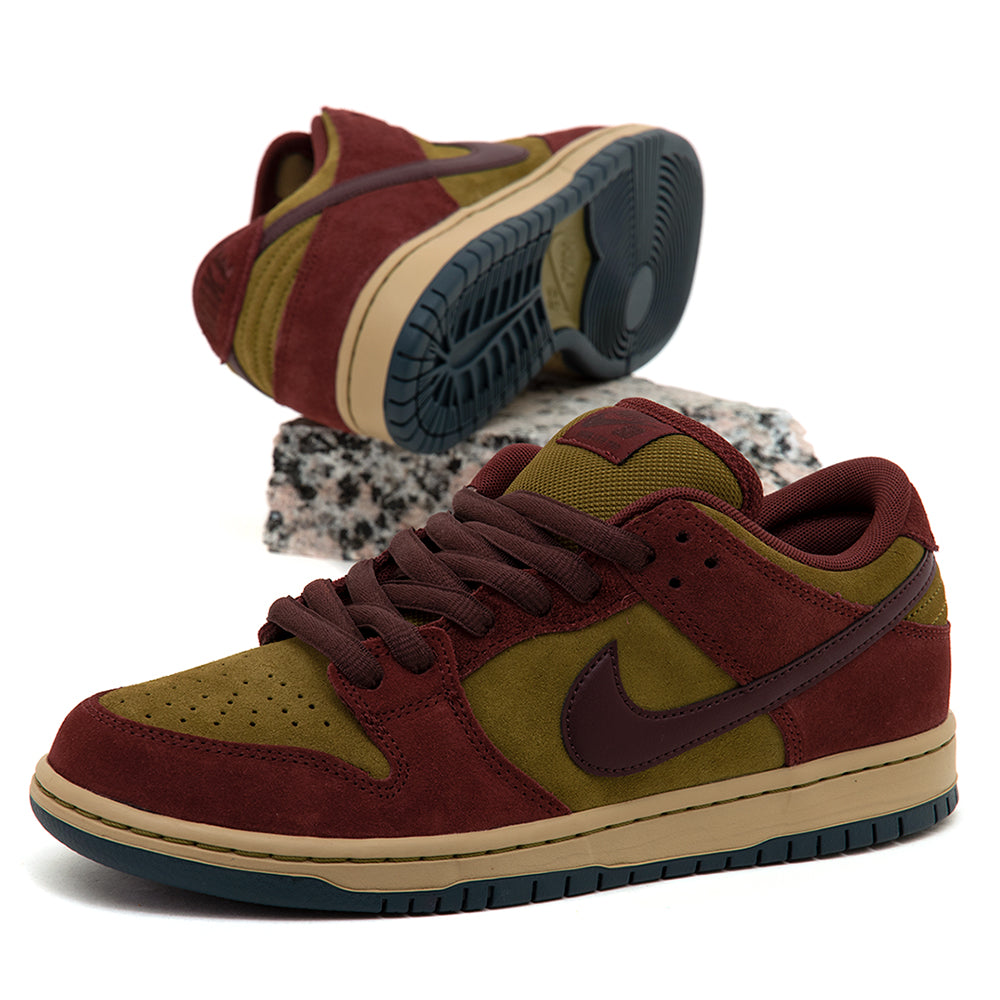 Dunk Low Pro ( Dark Team Red / Burgundy Crush-Olive Flak) (S)