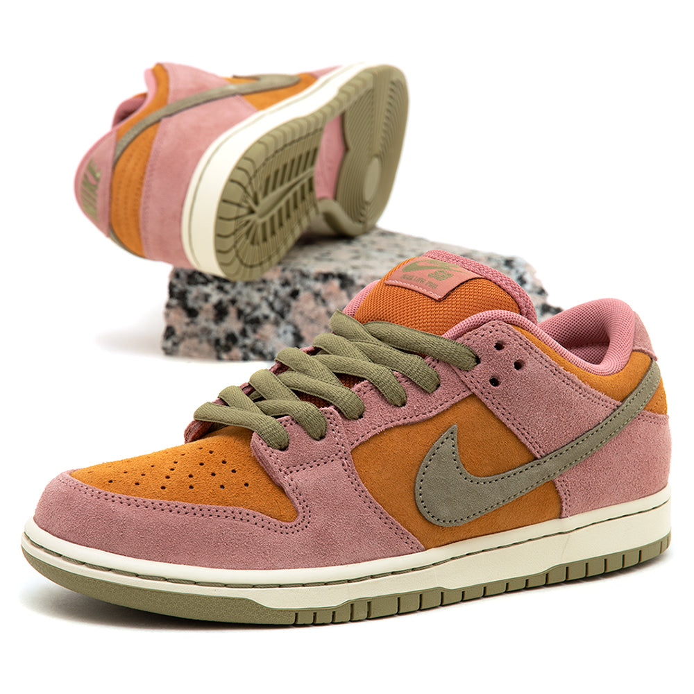 Dunk Low Pro (Red Stardust / Neutral Olive)