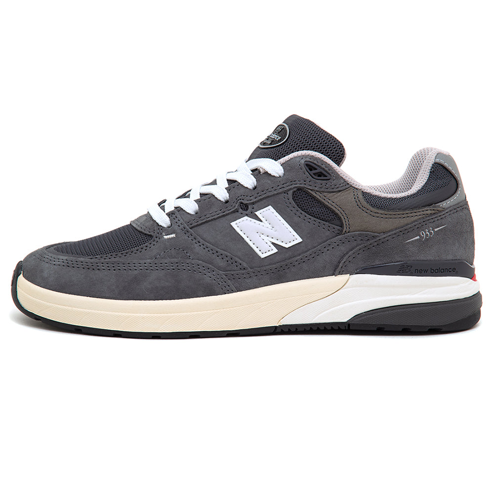 NM933 Andrew Reynolds (Grey / White)
