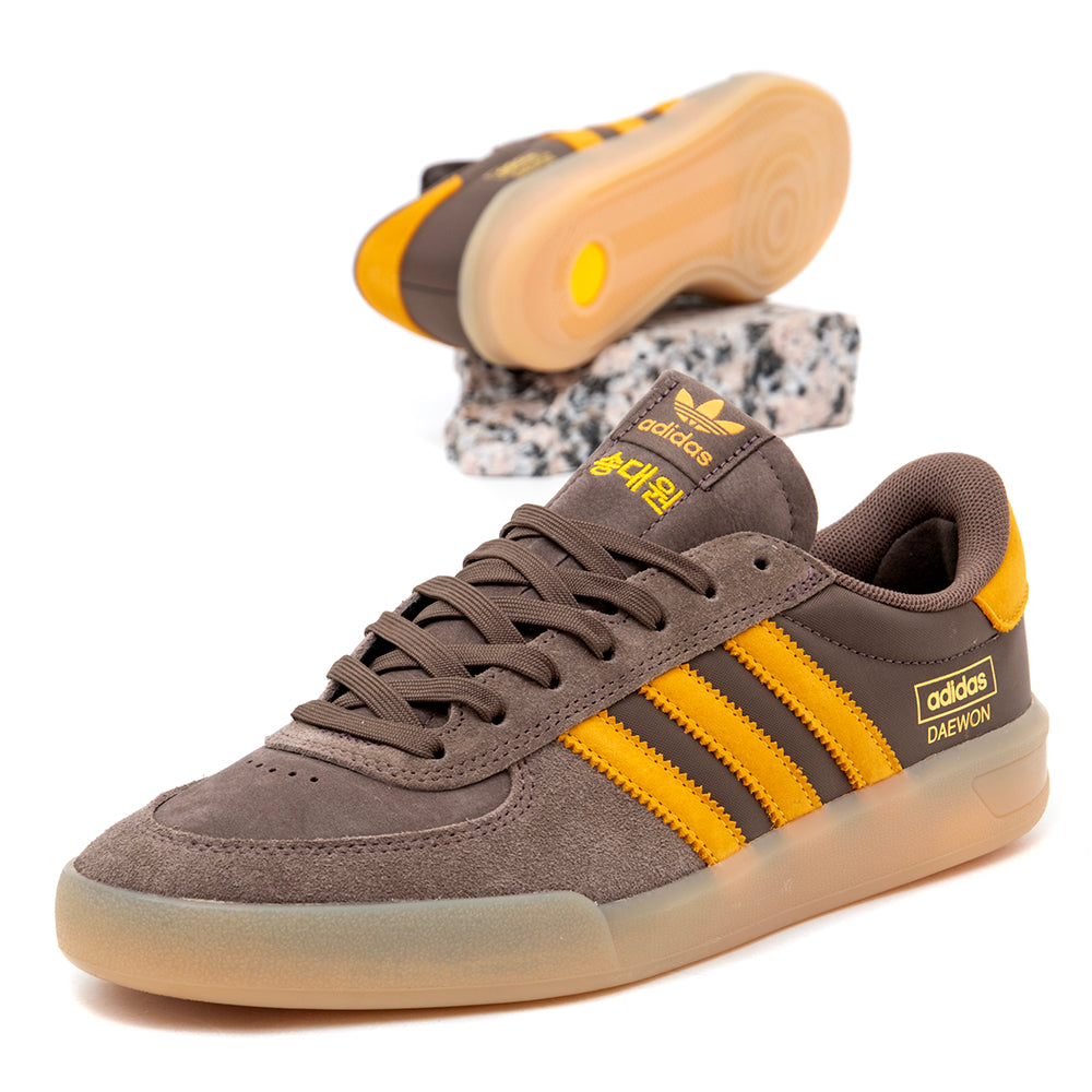 Daewon Glenburn (Earth Strata / Cream Yellow / Gum3)