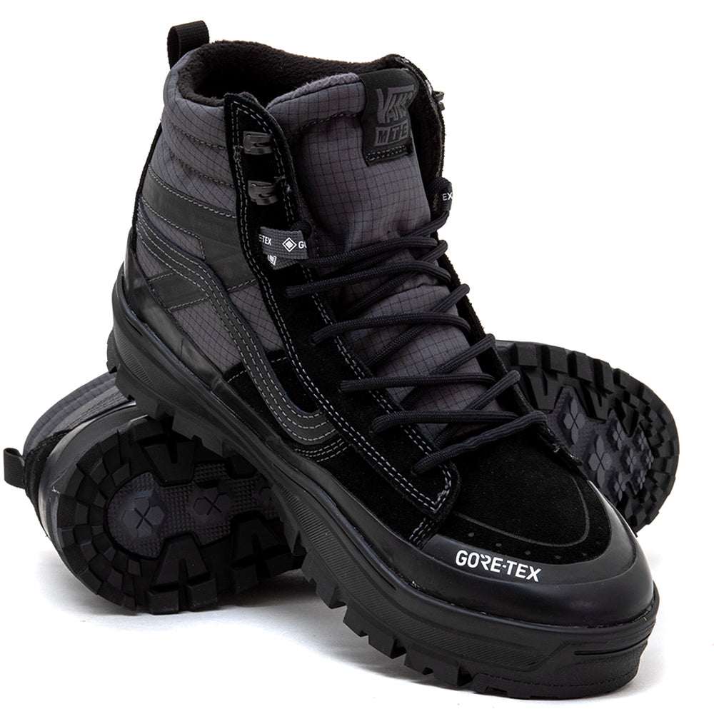 Sk8-Hi GORE-TEX Insulated (Black / Black) VBU