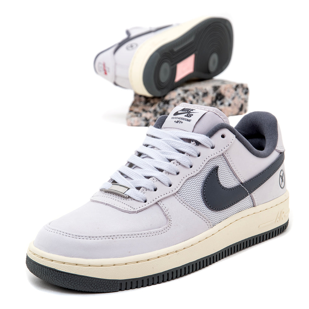 Air Force 1 Yuto (White / Iron Grey - White)