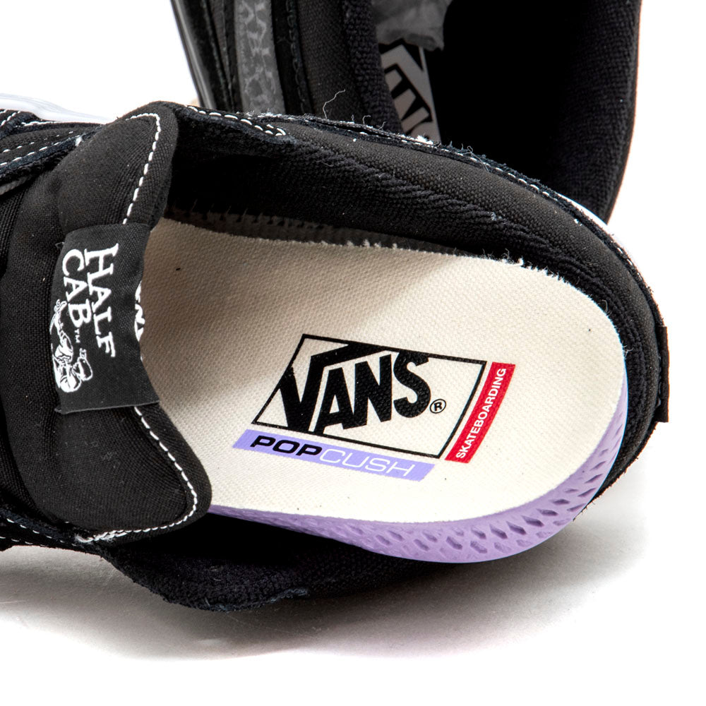 Skate Half Cab (Black / White) VBU