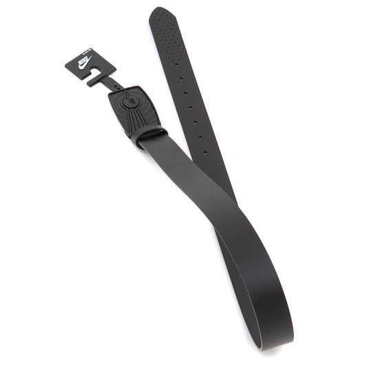Perforated Accent w/Dunk Plaque Belt (Black)