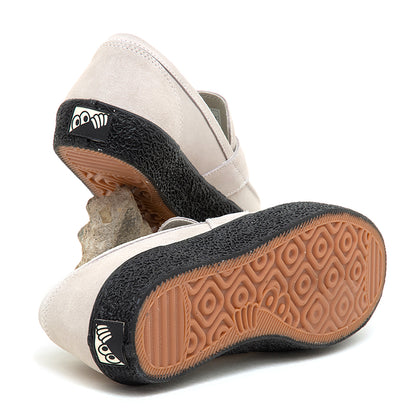 VM005 Loafer (White / Black)