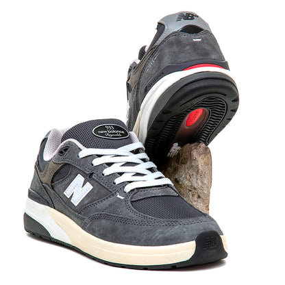 NM933 Andrew Reynolds (Grey / White)