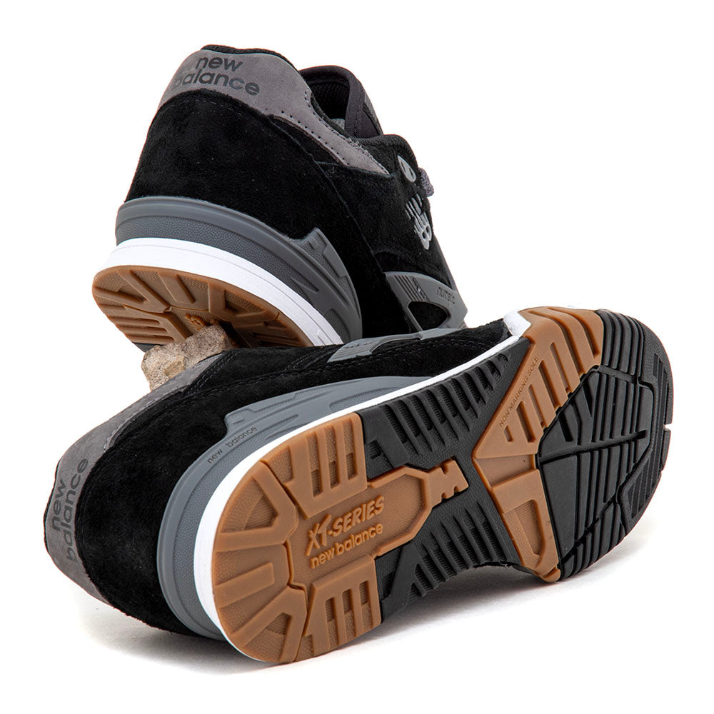 NM770 (Black / Grey)