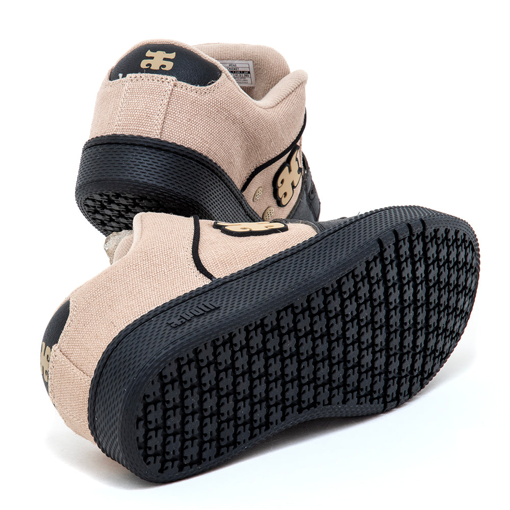 Cricket (Tan / Black)